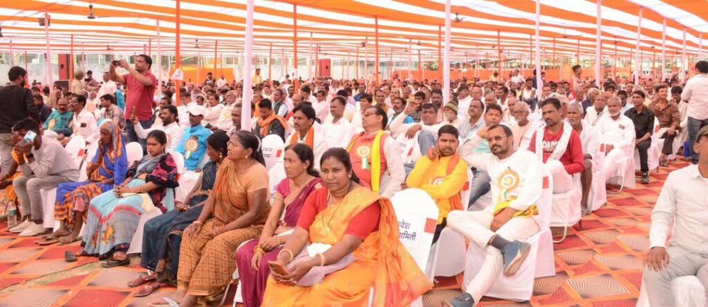 अत्यंत पिछड़ा वर्ग हुंकार सम्मेलन में बोले सम्राट चौधरी-आप लोग आपस में मत बंटे,नहीं तो दूसरा कोई आपका हक खा जाएगा 1 1000488573