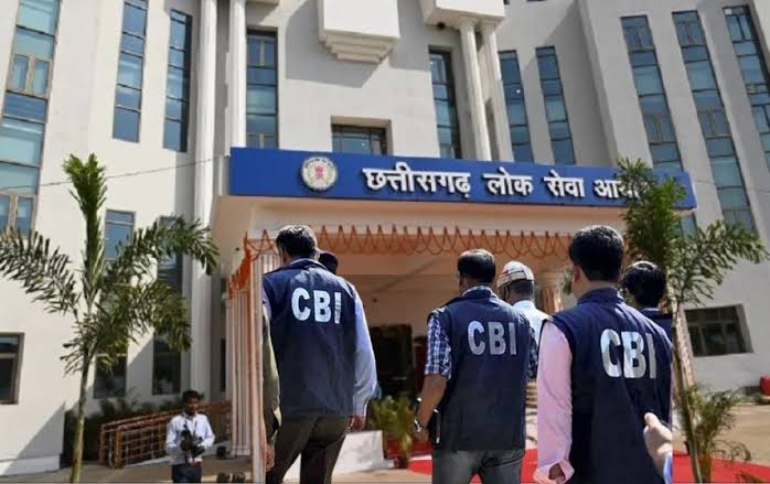CBI ने पूर्व सीएम भूपेश बघेल के आवास सहित कई स्थानों पर मारी छापा,इस मामले में जल्द हो सकता है बड़ा खुलासा! 1 1000497705
