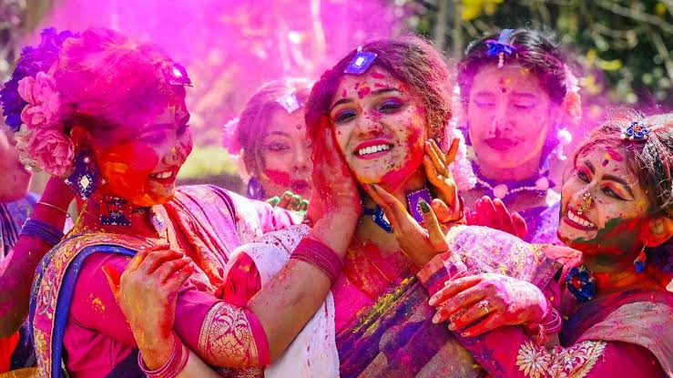 इस दिन मनाई जाएगी होली,दो दिनों वाले कन्फ्यूजन में न रहें,इस साल एक दिन हीं होगी होली