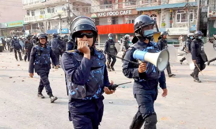 नेपाल में बिगड़ने लगी हालात!वापस होगा राजशाही?