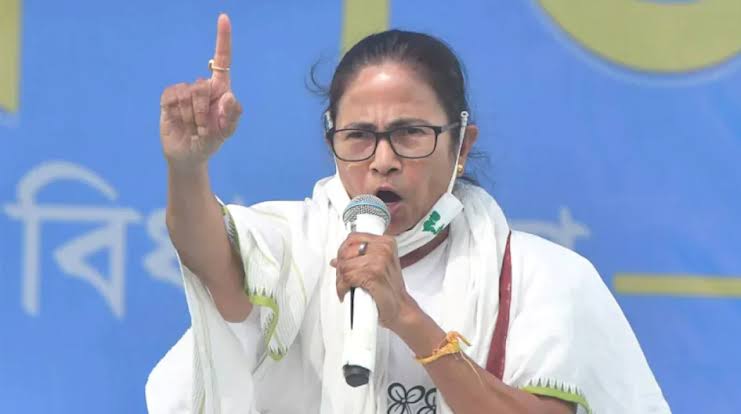 रामनवमी के जुलूस निकालने को लेकर बंगाल में मचा हंगामा,बीजेपी-टीएमसी दोनों हुई आमने-सामने 1 1000502893