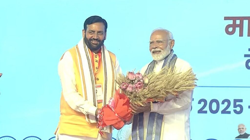 जब तक बाबा साहेब जीवित थे, कांग्रेस ने उन्हें अपमानित किया,अंबेडकर जयंती पर बोले पीएम मोदी 1 1000507104