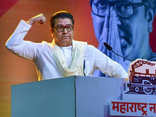 CM फडणवीस ने कर दिया ऐलान,मराठी भाषा अनिवार्य बनी रहेगी,महाराष्ट्र में नहीं थोपी जाएगी हिंदी 1 1000510242