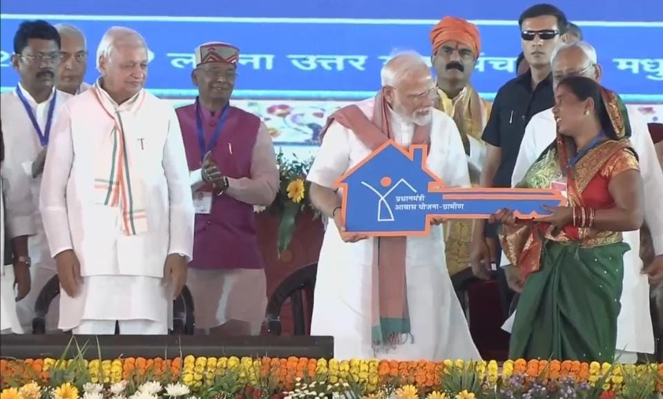 आयुष्मान भारत योजना के तहत बिहार में लाखों लोगों का मुफ्त में हो चुका है इलाज,पीएम मोदी ने गिनाई सरकार की उपलब्धियां 1 1000511559