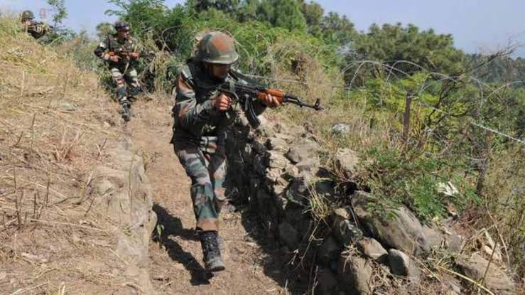 पाकिस्तान ने फिर से किया सीज़फायर का उल्लंघन,भारत ने भी दिया मुंहतोड़ जवाब 1 1000512110