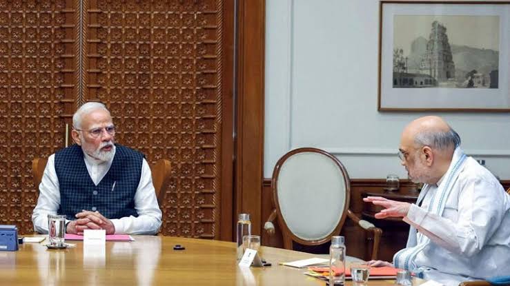 पाकिस्तान के विरोध में आज मोदी सरकार लेगी बड़ा फैसला,रक्षा मंत्री राजनाथ सिंह कर सकते हैं ऐलान 1 1000513089