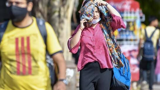 राजधानी दिल्ली में 42 डिग्री तक पहुंचेगा तापमान,गर्मी से झुलस गया कई राज्य