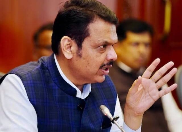 मैं मूर्खों को जवाब नहीं देता,तहव्वुर को लेकर संजय राउत के बयान पर बोले सीएम फडणवीस