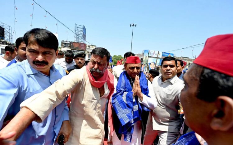 समाज के निचले और कमजोर तबके की रक्षा संविधान ही करेगा,आंबेडकर जयंती के मौके पर बोले अखिलेश