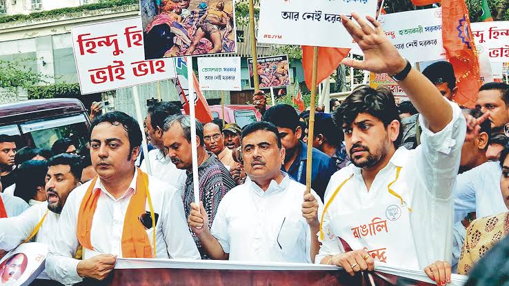 ममता बनर्जी से इस्तीफे की मांग पर अड़ी भाजपा,मुर्शिदाबाद मामले में RSS की हुई एंट्री!