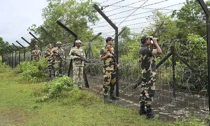 पाकिस्तान ने फिर से किया सीज़फायर का उल्लंघन,भारत ने भी दिया मुंहतोड़ जवाब