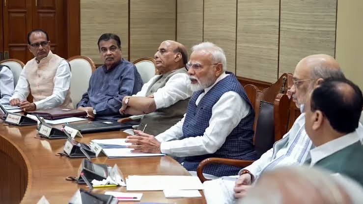 सर्वदलीय बैठक में आज बड़ा निर्णय लेगी मोदी सरकार,सभी पार्टी के नेता मिलकर बनाएंगे आगे की रणनीति 1 1000516802