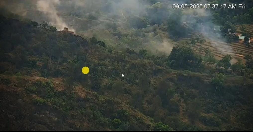 भारत ने तबाह किया पाकिस्तानी बंकर,भारतीय नागरिकों को वहीं से पाक सेना बना रहे थे निशाना 1 1000517521