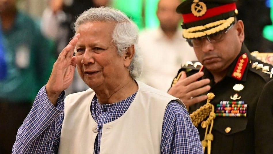 बांग्लादेश में राजनीतिक उथल-पुथल हुई शुरू,अंतरिम सरकार के प्रमुख मोहम्मद यूनुस जल्द देंगे इस्तीफा 1 1000523447