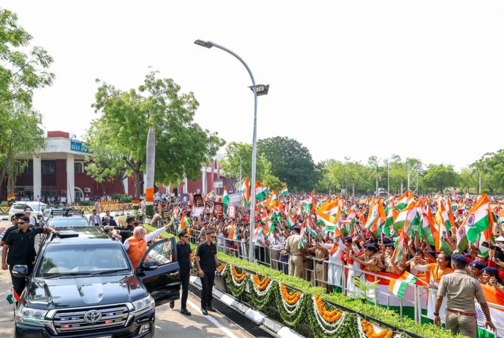 भारत तेज गति से मैन्युफैक्चरिंग की दुनिया में आगे बढ़ रहा है,बोले पीएम मोदी 1 1000525059 1