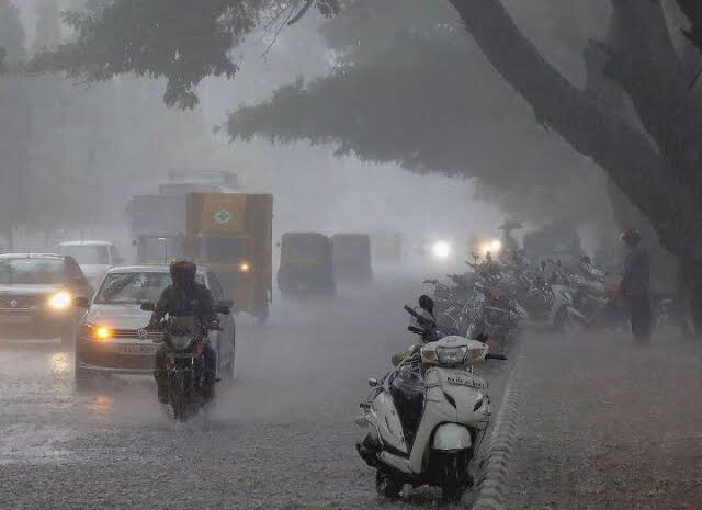 देश के कई राज्यों में बारिश से होगा बुरा हाल,चलने वाली है आंधी-तूफान