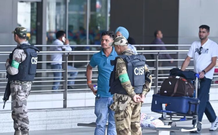 32 हवाई अड्डों से 15 मई तक नहीं उड़ेगी कोई भी फ्लाइट,लगी रोक,सभी उड़ानें कर दी गई रद्द