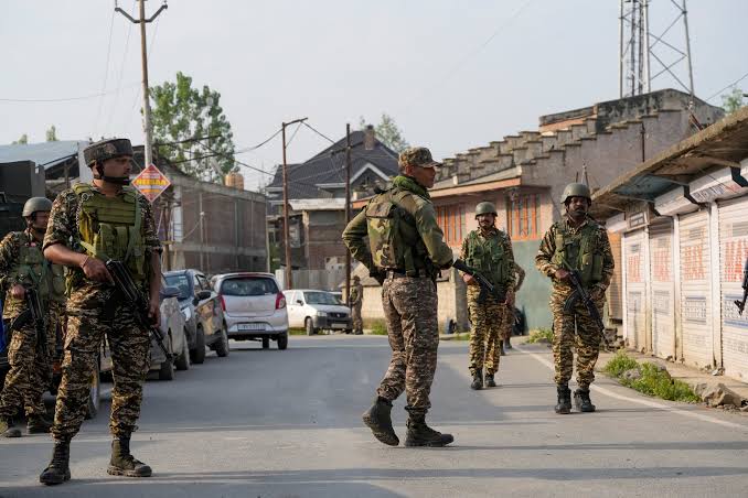 सही रास्ते पर आया पाकिस्तान,रात भर बॉर्डर पर बनाकर रखी शांति