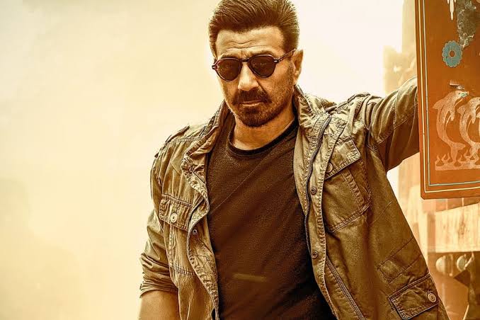 बड़े बजट वाली एक्शन फिल्म में नजर आएंगे सनी देओल!बॉर्डर 2 के बाद होगी उनकी सबसे बड़ी फिल्म