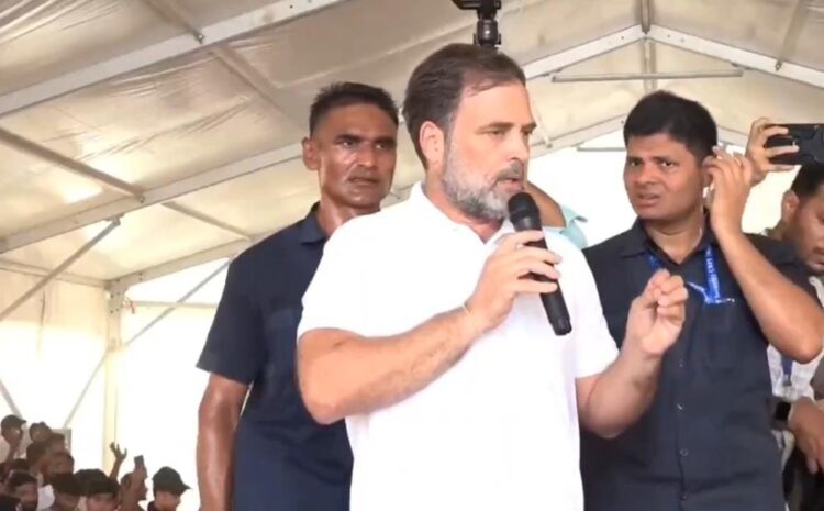 प्रशासन के रोक के बावजूद नहीं माने राहुल गांधी,पहुंच गए अंबेडकर छात्रावास