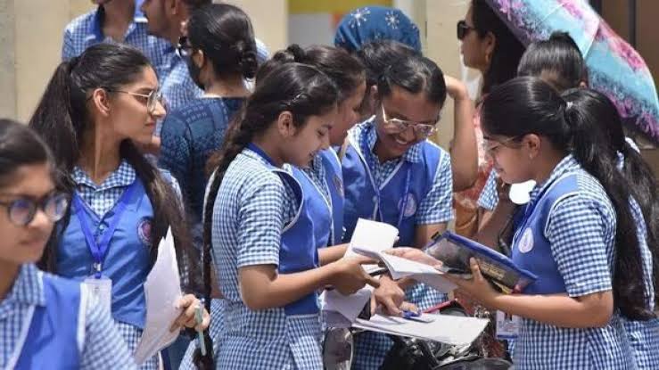 हरियाणा विद्यालय शिक्षा बोर्ड ने आज जारी की 10वीं का रिजल्ट,92.49 % छात्र हुए उत्तीर्ण