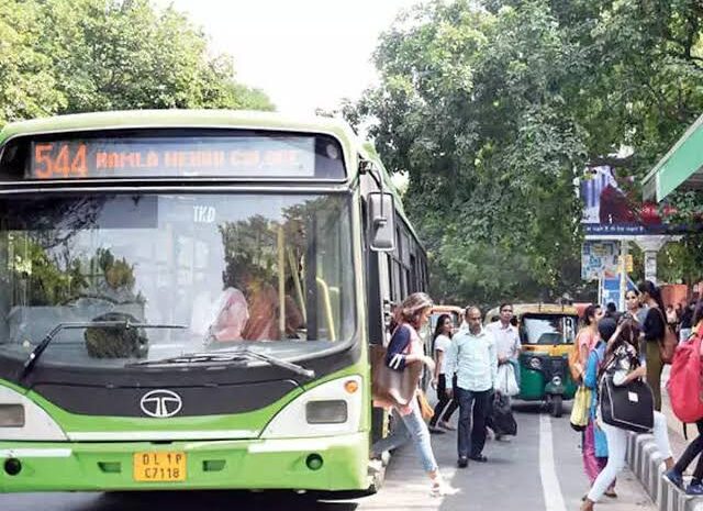 दिल्ली की सड़कों पर जल्द दौड़ेगी 500 नई इलेक्ट्रिक बसें,दिल्ली बनेगी EV राजधानी