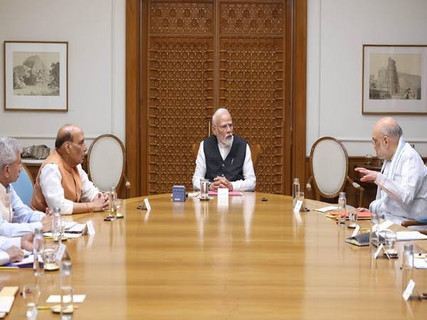 पाकिस्तान का असली चेहरा आज से विश्व स्तर पर सामने लाएगा भारत,पहला प्रतिनिधिमंडल यूएई के लिए रवाना