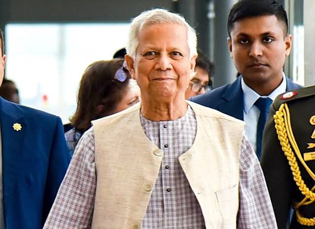 इस्तीफा नहीं देंगे मुहम्मद यूनुस,बने रहेंगे बांग्लादेश में अंतरिम सरकार के प्रमुख
