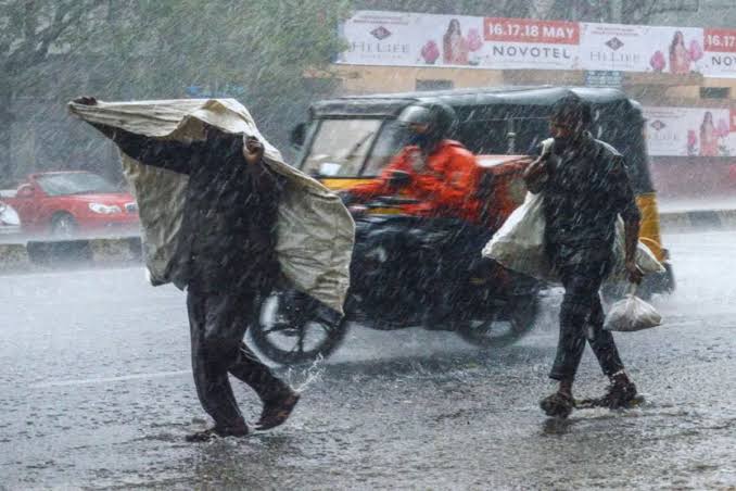 आंधी-पानी के साथ बिहार में शुरू हुई बारिश,मानसून ने दी दस्तक