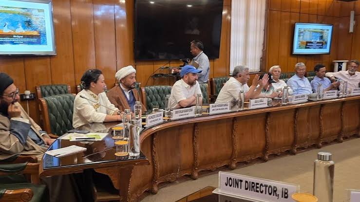 लद्दाख में लागू हुआ नई डोमिसाइल नीति,लोकल लोगों को मिलेगी 85 फीसदी नौकरियां 1 1000528616