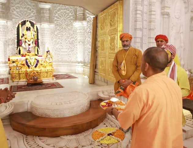 अयोध्या के श्री रामजन्मभूमि मंदिर में आज होगी राम दरबार की प्राण प्रतिष्ठा,सीएम योगी भी रहेंगे मौजूद 1 1000529610