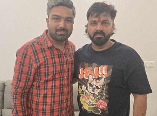 पवन सिंह से मनीष कश्यप ने किया मुलाकात,चुनाव से पहले गरमाई सियासत 1 1000536484