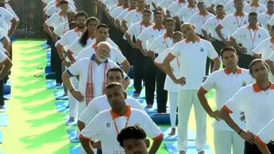 अंतरराष्ट्रीय योग दिवस के मौके पर आज पीएम मोदी का संबोधन,योग ने पूरे विश्व को जोड़ा है 1 1000538217