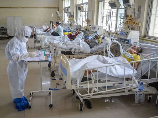 कोरोना का बढ़ने लगा प्रकोप,दिल्ली में तेजी से फैल रहा है वायरस 1 1000538671