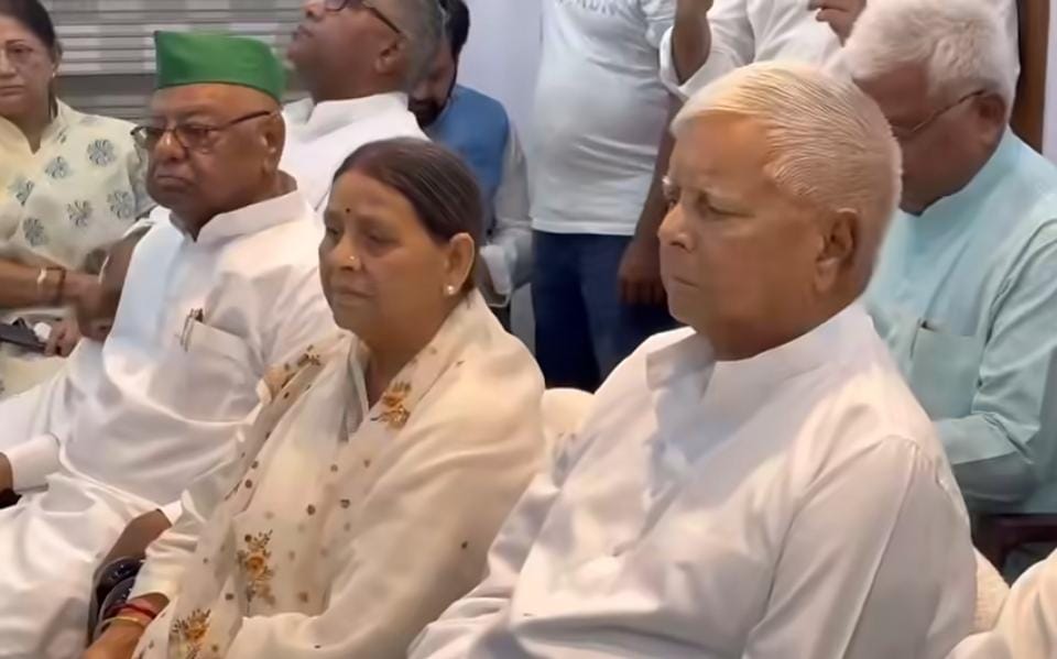 अध्यक्ष पद पर बने रहेंगे लालू यादव,अकेले नामांकन पत्र किए दाखिल 1 1000539397