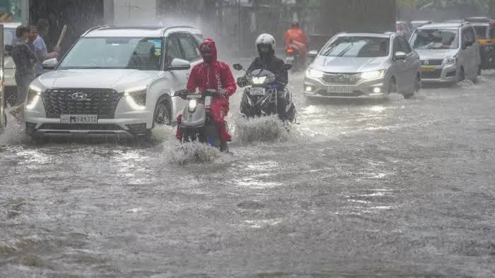 मौसम का बिगड़ा मिजाज,बिहार में छाए रहेंगे बादल 1 1000541467