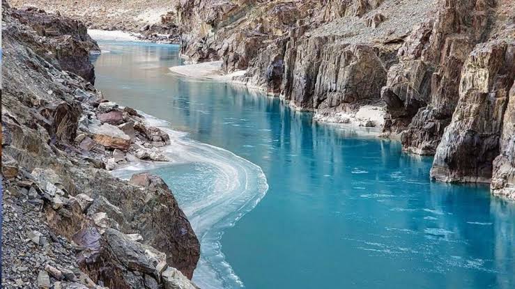 पानी सहित कई मुद्दों पर भारत के साथ बातचीत चाहता है पाकिस्तान