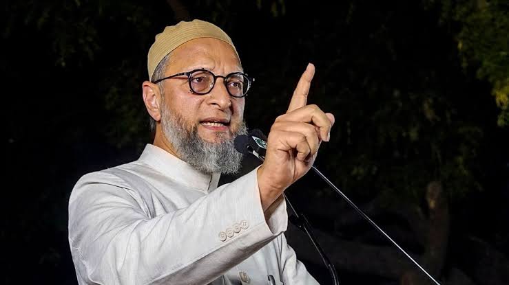 बिहार में तेजस्वी के साथ गठबंधन करेंगे ओवैसी!पार्टी नेताओं ने बातचीत की शुरू