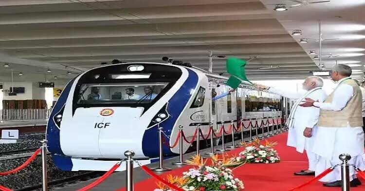 पटना से गोरखपुर के लिए वंदे भारत एक्सप्रेस का होगा संचालन,पीएम मोदी करेंगे ट्रेन का उद्घाटन