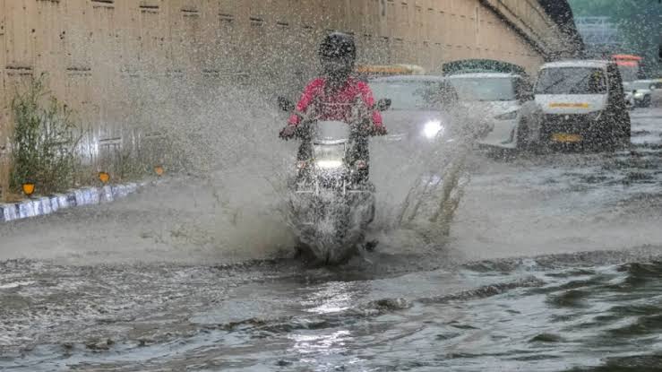 देशभर में दिखने लगा मानसून का असर,येलो अलर्ट हुआ जारी