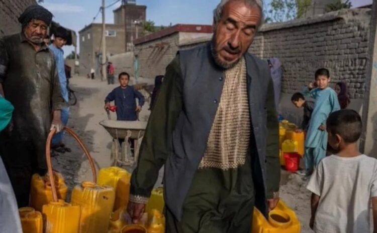 पिछले 10 सालों में 30 मीटर तक गिर चुका है भूजल,इस देश में आधे से ज्यादा सुख गए बोरवेल