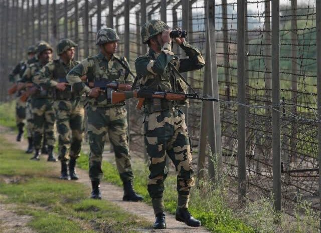 बॉर्डर इलाके में बढ़ाई गई सुरक्षा,स्वतंत्रता दिवस के मौके पर परिंदा भी नहीं मार पाएगा पर