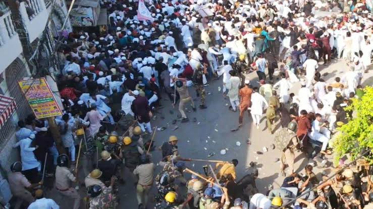 जो भी उपद्रव करेगा,उसको जहन्नुम का टिकट कटवा कर दे दिया जाएगा,योगी की सख्त चेतावनी 1 1000595163