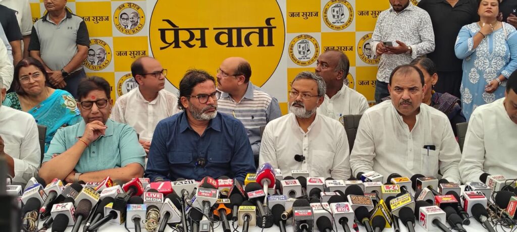 इतने सालों में प्रशांत किशोर ने कमाए 241 करोड़,जान लीजिए कैसे? 1 1000596025