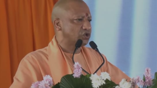 जो भी उपद्रव करेगा,उसको जहन्नुम का टिकट कटवा कर दे दिया जाएगा,योगी की सख्त चेतावनी