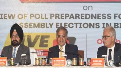 चुनाव की तारीखों का आज होगा ऐलान,बिहार में मतदान के लिए तैयारी हुई पूरी 1 1000601207