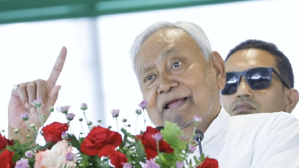 लालू यादव ने सत्ता में रहते हुए महिलाओं के लिए कुछ नहीं किया,नीतीश का जोरदार हमला 1 1000609587