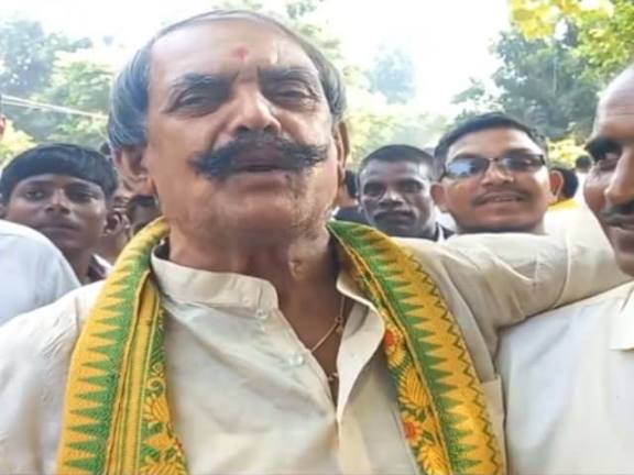 मोकामा में भूमिहारों का वर्चस्व,अनंत सिंह और सूरजभान की अदावत! 1 1000617413