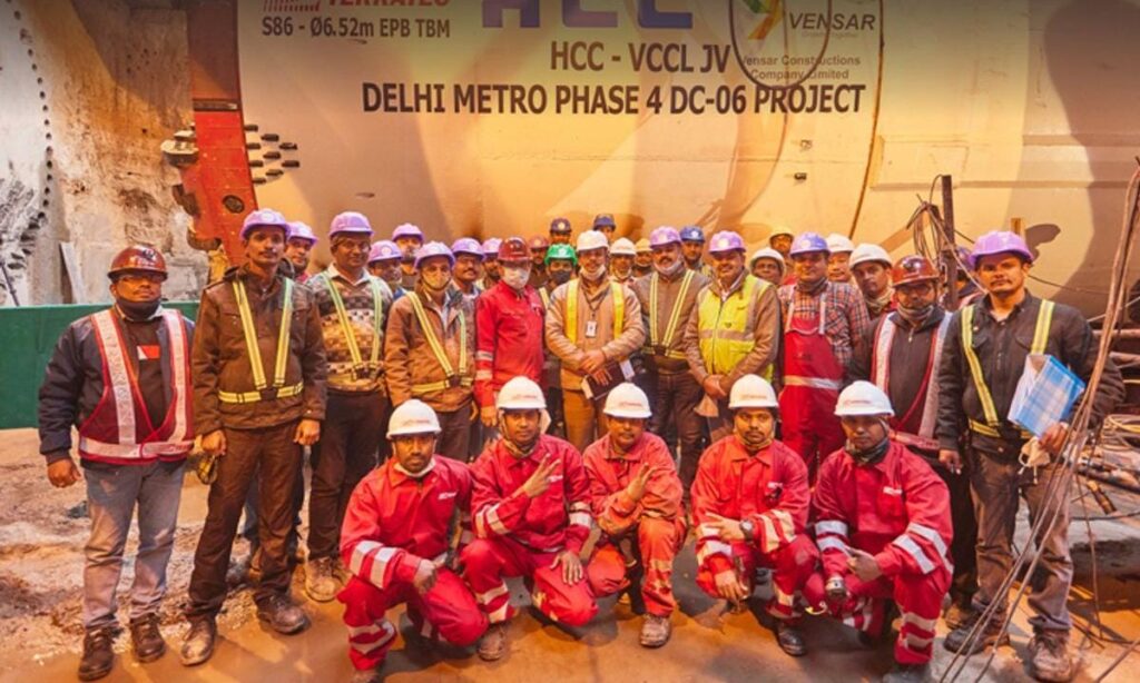 दिल्ली मेट्रो में नौकरी करना हुआ आसान,इन पदों के लिए 14 नवंबर तक कर सकते है आवेदन 1 1000622021