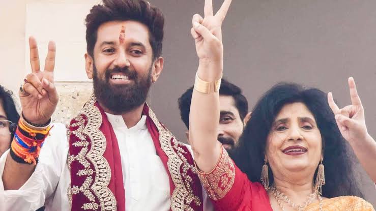 दलित नेता के रूप में उभरे चिराग पासवान,रच दिया नई कृतिमान 1 1000624456